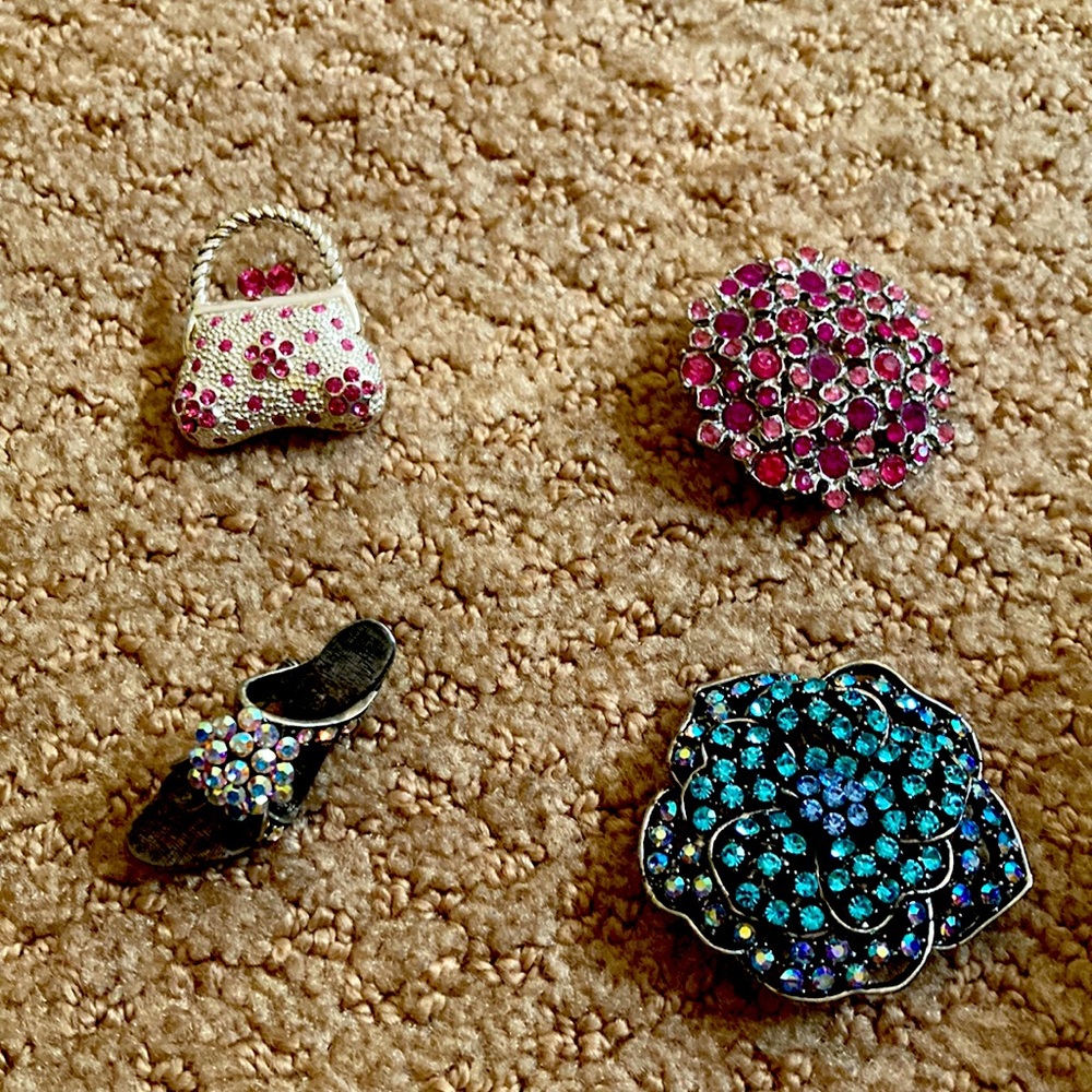 Womens brooches